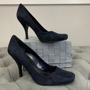 Nine West Navy Heels